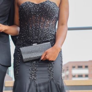 Black prom dress